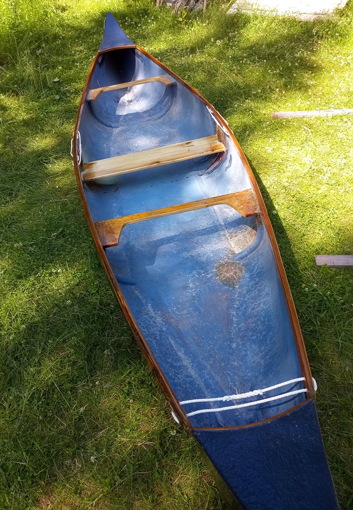 Das Kanu in Gesamtansicht