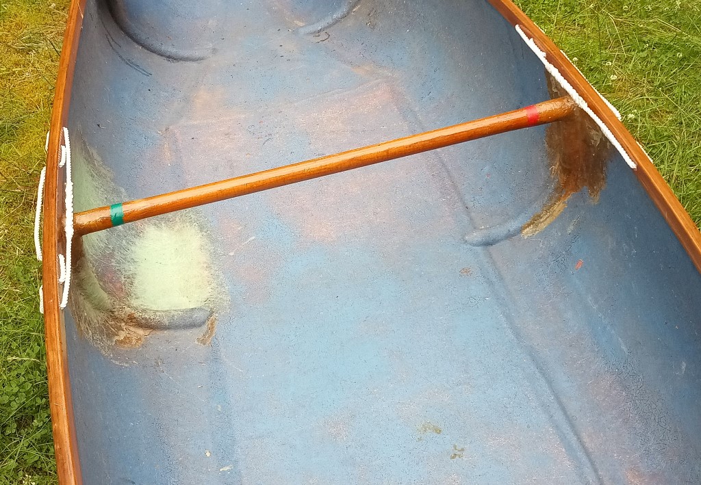 Das Tragejoch in der Bootsmitte